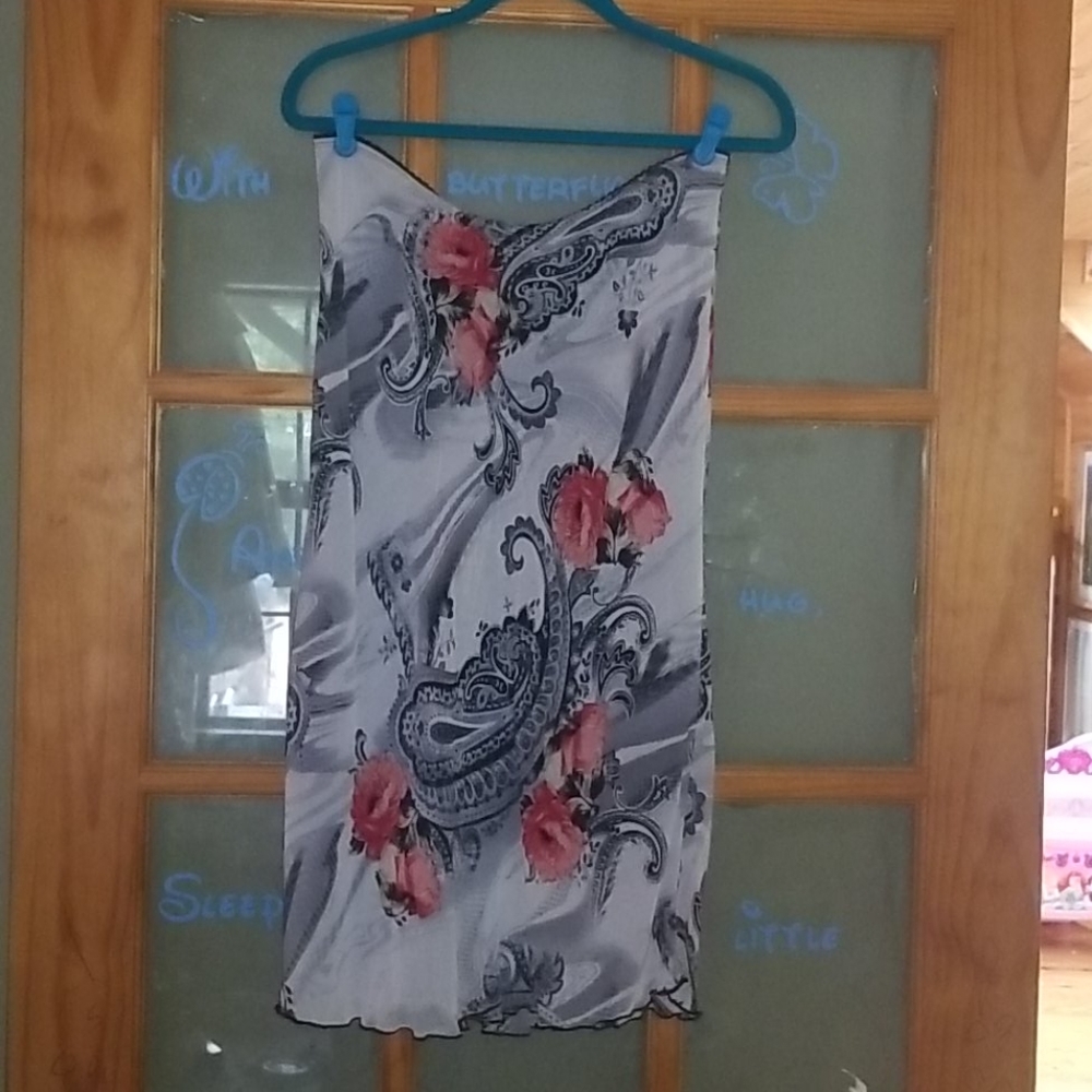 Calve length skirt